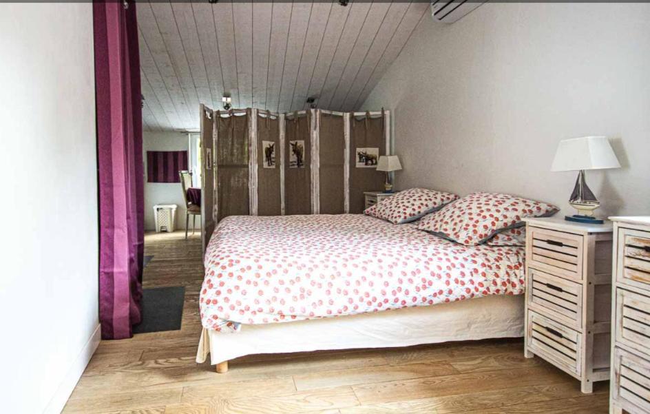 La Maison Du Canal De Rompsay - 5 Min De La Rochelle Bed & Breakfast Perigny  Exterior photo